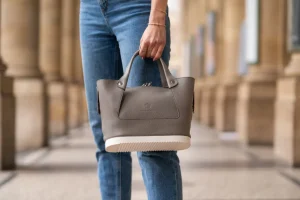 Christine 1-Melvin & Hamilton Shop