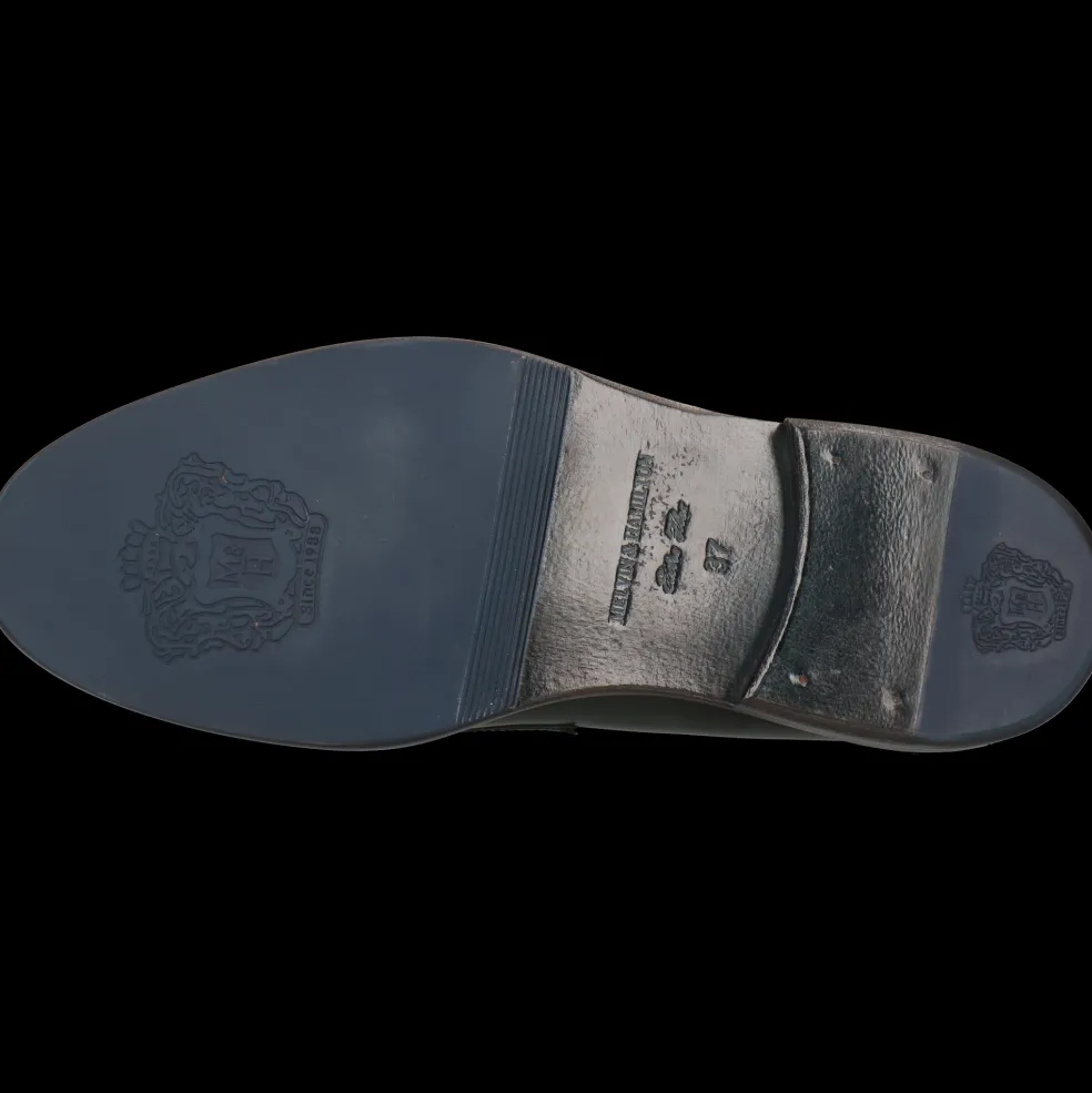 Gianna 5-Melvin & Hamilton Store