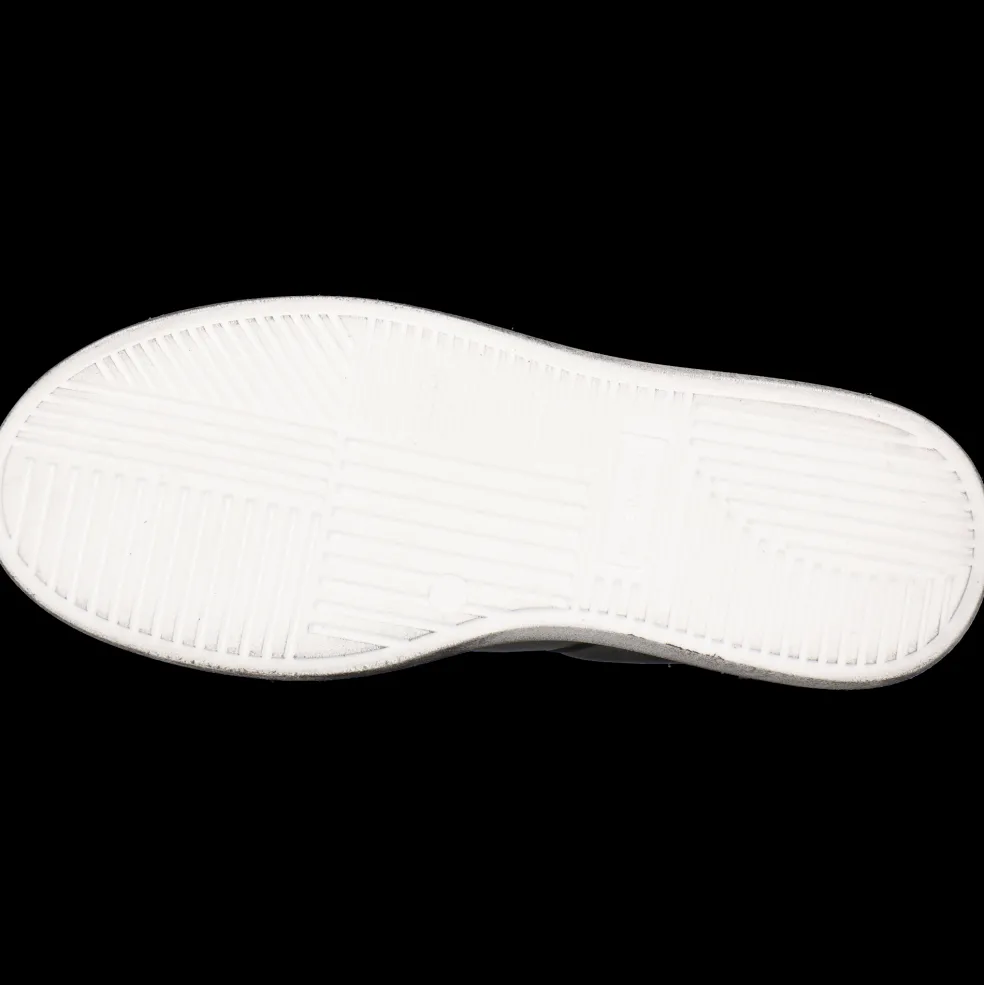 Gigi 1-Melvin & Hamilton Hot