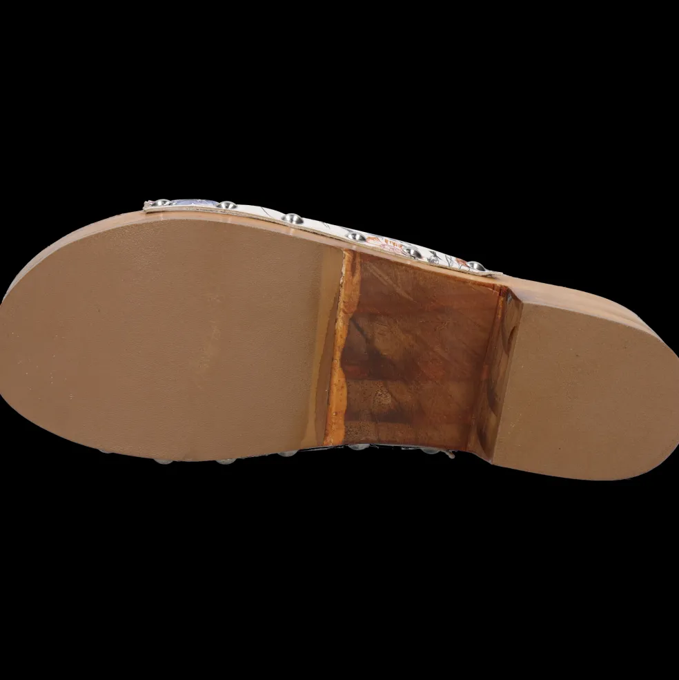 Layla 3-Melvin & Hamilton Online