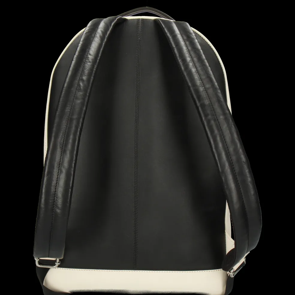 Osaka 2-Melvin & Hamilton Clearance