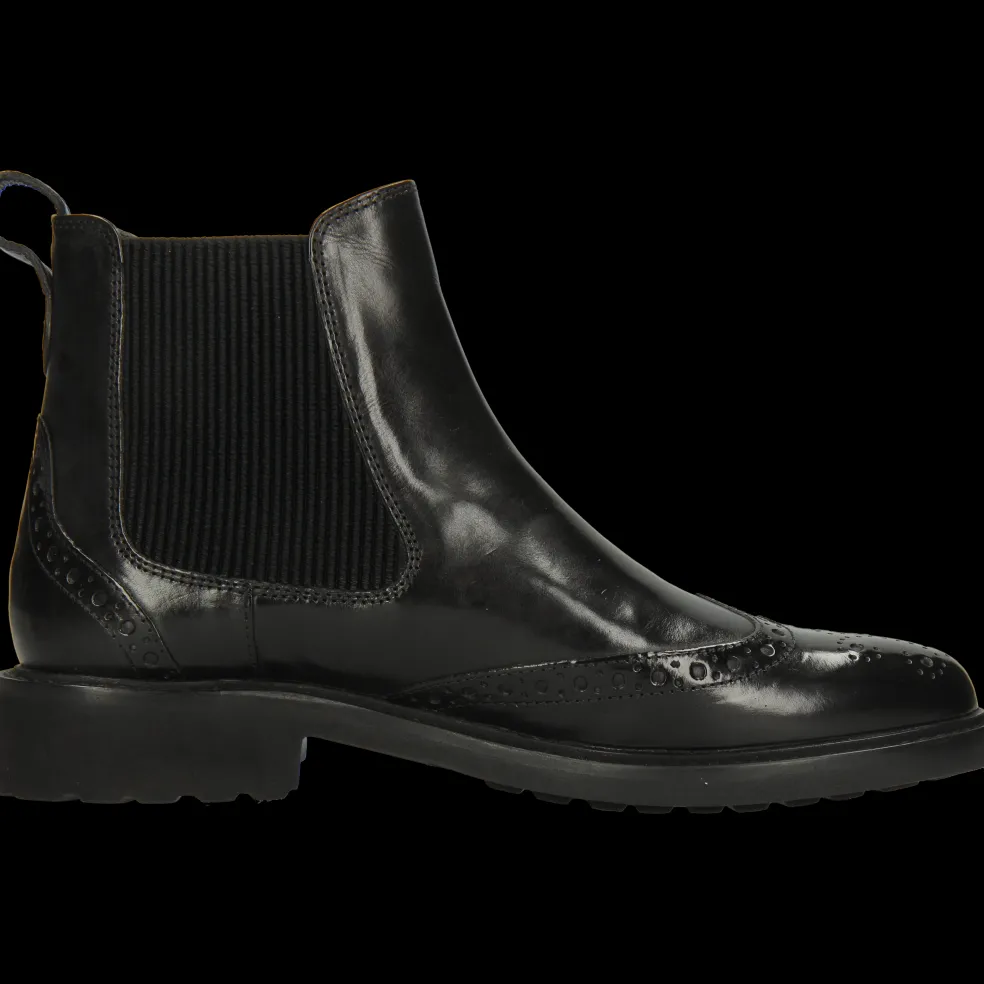 Selina 29-Melvin & Hamilton Store